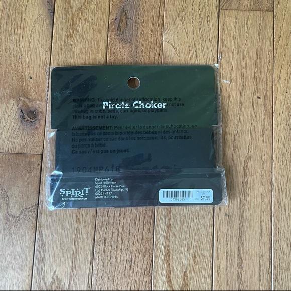 NWT SPIRIT HALLOWEEN PIRATE CHOKER NECKLACE - Picture 2 of 2